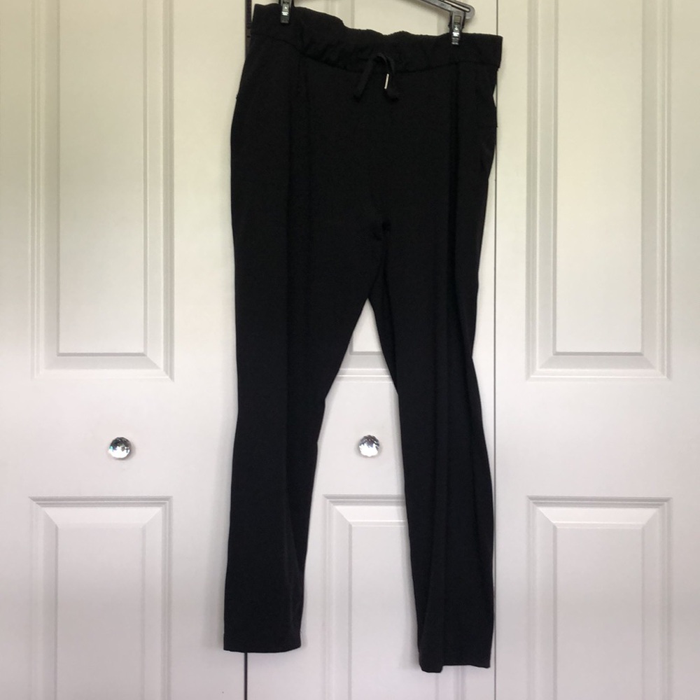 Lululemon womens drawstring pants with pockets women’s size 8